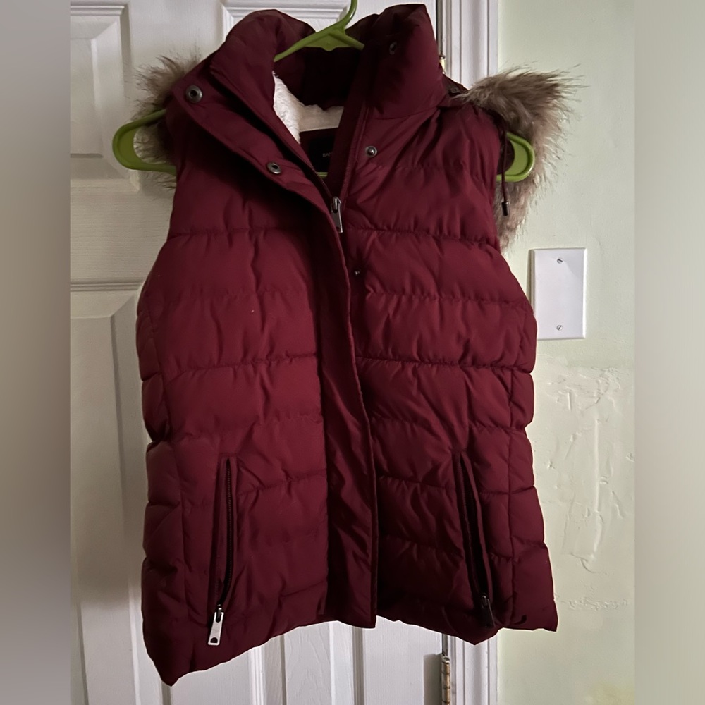 Banana Republic Hooded Vest Removable Hood XS Maroon NWOT